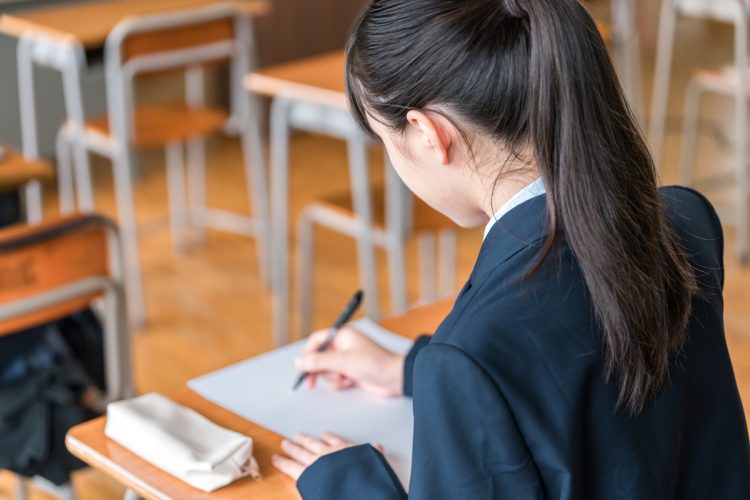2025年の現役進学数を高校別に比較した（写真：イメージマート）