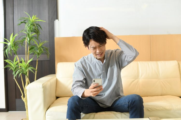 負ける投資家は「多くの人が同じパターン」でやられているという（イメージ）