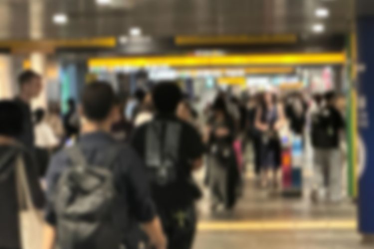 「ぶつかりおじさん」に戦々恐々（イメージ）