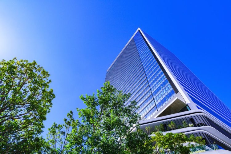 3ヶ月で株価が2倍以上になったソフトバンクグループ。写真は本社が入る東京ポートシティ竹芝（写真：イメージマート）