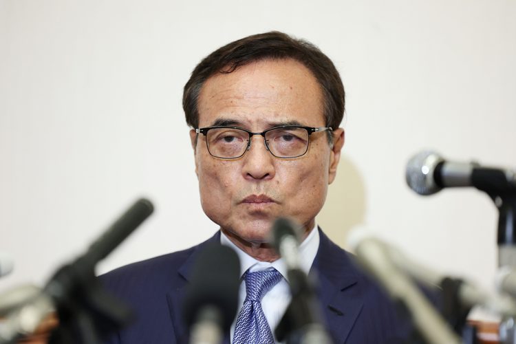 経済同友会の「活動自粛」を発表した新浪剛史氏（時事通信フォト）