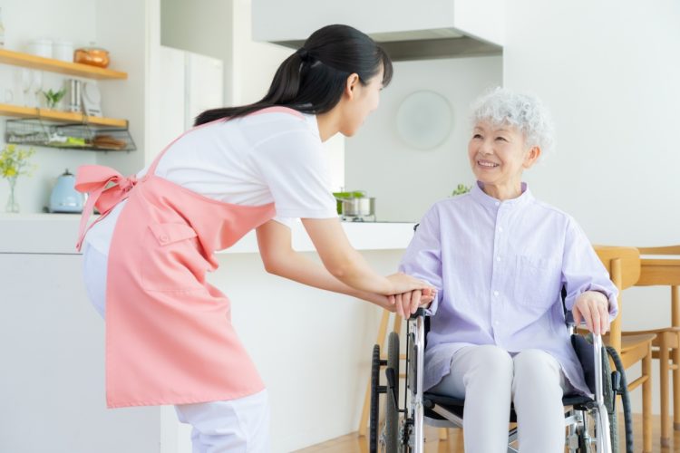 いざという時の助けになるサービスを把握しておきたい（写真：イメージマート）