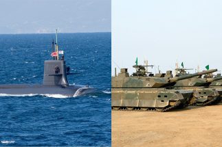 日本の防衛技術はどれほど進化しているのか（左から「たいげい型潜水艦」、「10式戦車」。撮影／菊池雅之氏）