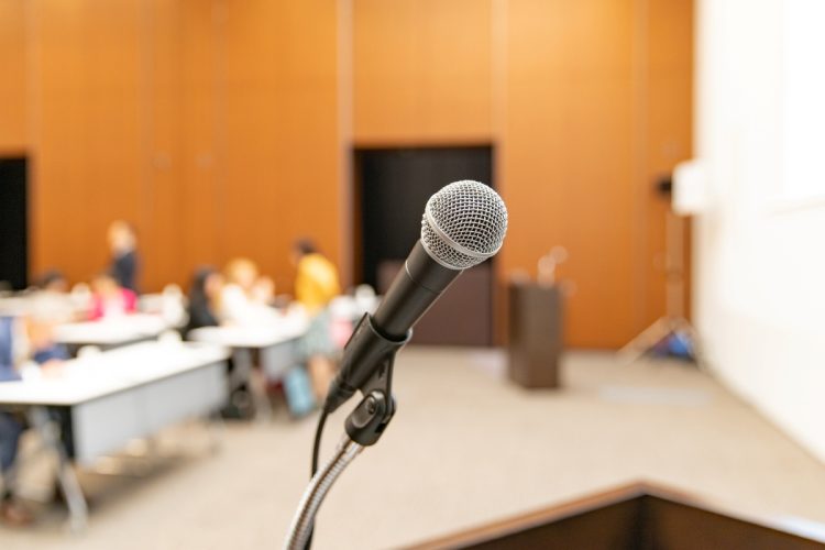 「湘南投資勉強会」がIR説明会を開催するようになったきっかけとは（写真：イメージマート）