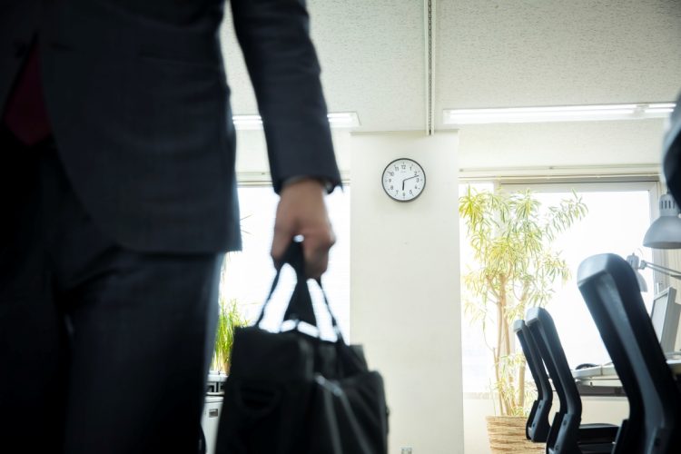頑張りたくない若者が増えているように見えるのはなぜか（イメージ）