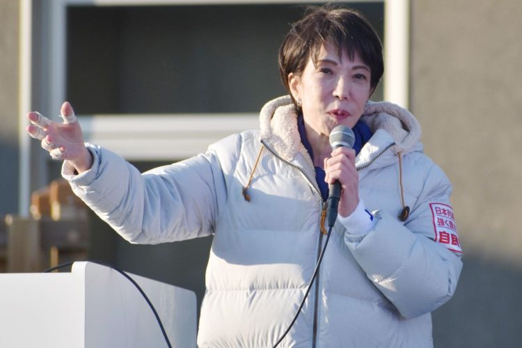 全国的には高市自民の優勢が伝えられているが…（時事通信フォト）