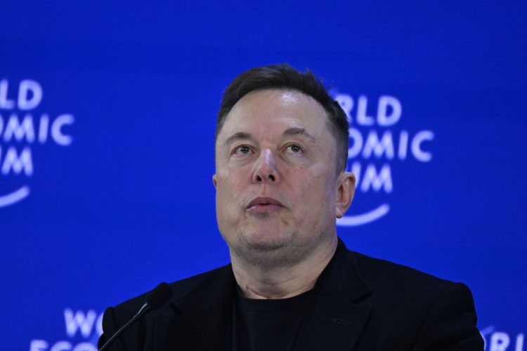 急拡大するAI需要への対策として太陽光発電衛星建設計画を進めるイーロン・マスク氏（Getty Images）