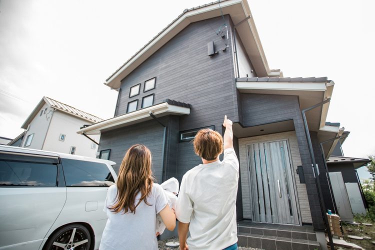 20代夫婦が戸建てを買えるのも地方都市ならでは（写真：イメージマート）