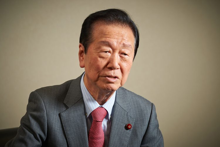 「選挙をやるか、やらないかということは、今言うつもりはないね。若い連中がみんな落ちちゃったから。彼らを育てなければならないというのが、今の私の役目です。あとはもうすべて天命だ。天の命ずるまま」