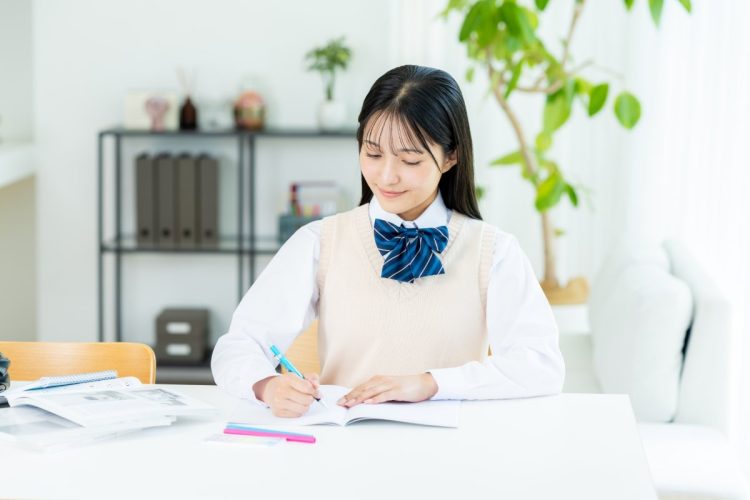 現在の大学入試では推薦入試の利用が半数を占めている（イメージ）