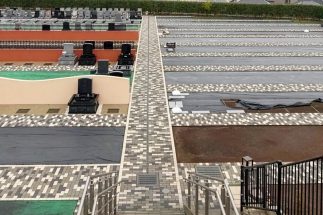 「レ・リアン横浜」の広大な敷地に墓石がぽつぽつ（関係者提供）