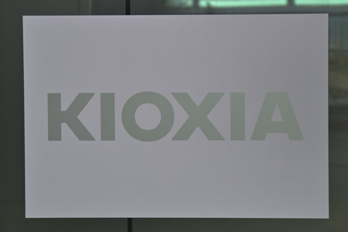 キオクシアの浮動株比率の引き上げは、株価にどう影響するか(写真:時事通信フォト)