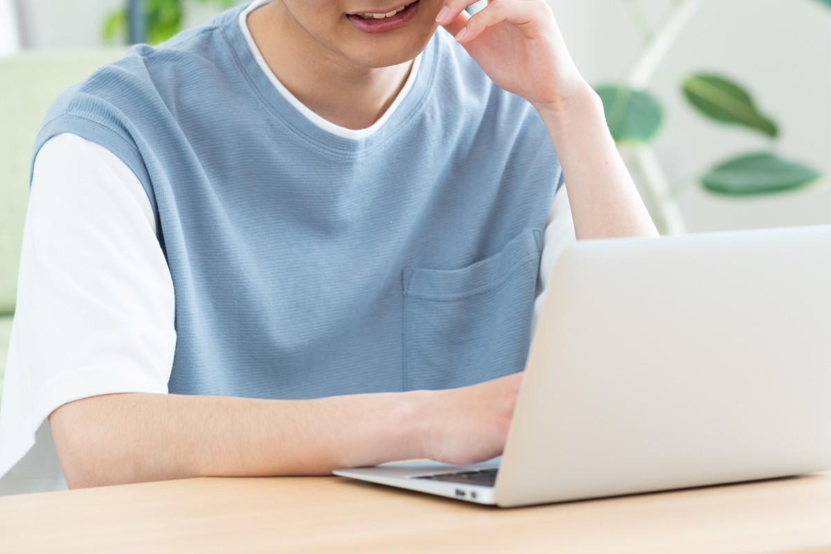 本当は連絡を取りたくないが…（イメージ）